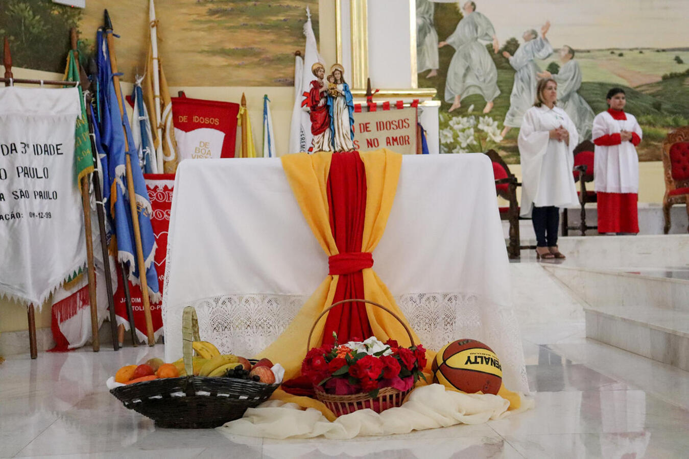 Realizada na manhã de sábado (30/9) Paróquia Menino Deus, celebração reuniu cerca de 700 pessoas em atividade alusiva aos 10 anos do Idoso em Movimento