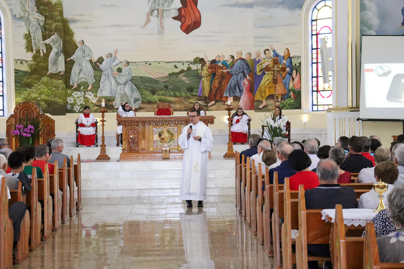 Realizada na manhã de sábado (30/9) Paróquia Menino Deus, celebração reuniu cerca de 700 pessoas em atividade alusiva aos 10 anos do Idoso em Movimento