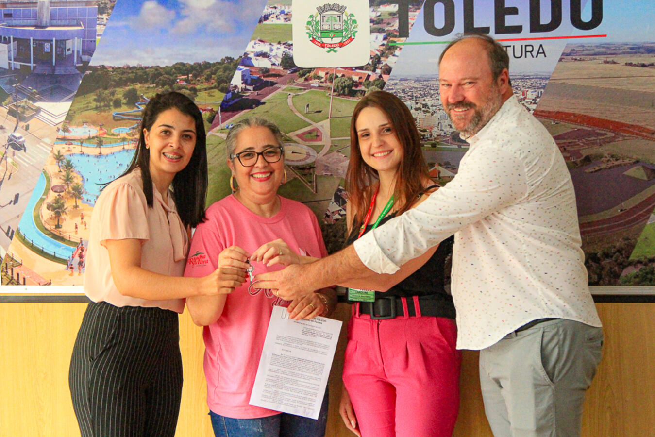 Administração municipal repassa imóvel para Amigas do Bem Viver