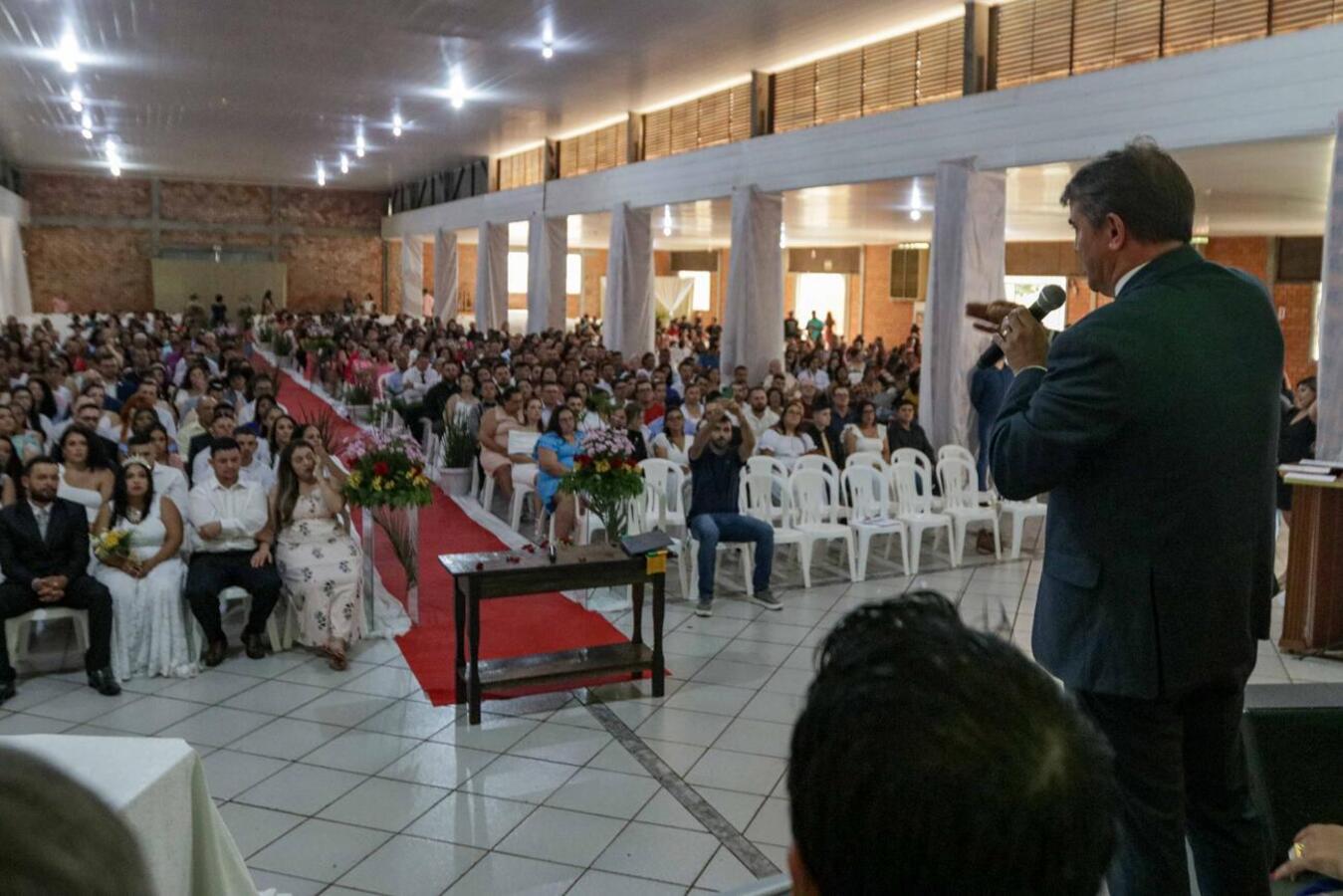 Casamento Coletivo Cidadão oficializou a união de 70 casais toledanos