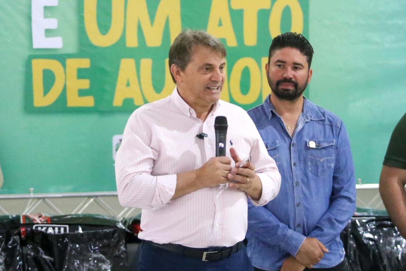 Evento lança o Banco de Ração e a primeira entrega de alimento às protetoras