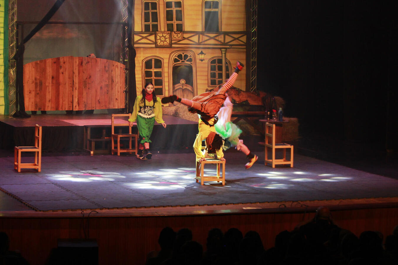 Atrações fazem parte do 10º Festival Nacional de Circo de Toledo e da 17ª Mostra de Circo Social 