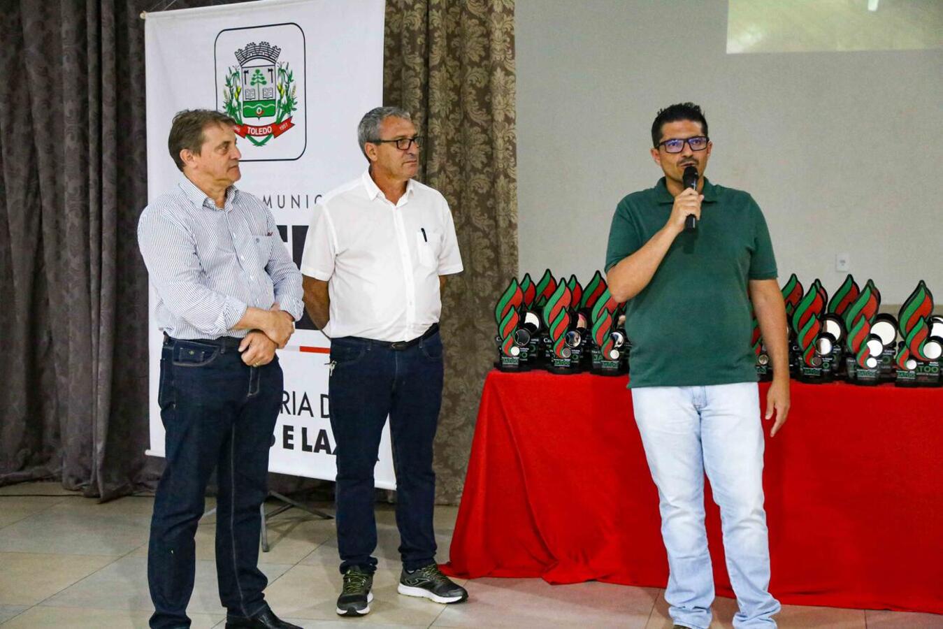 Cerimônia premia campeões dos Jogos Abertos de Toledo