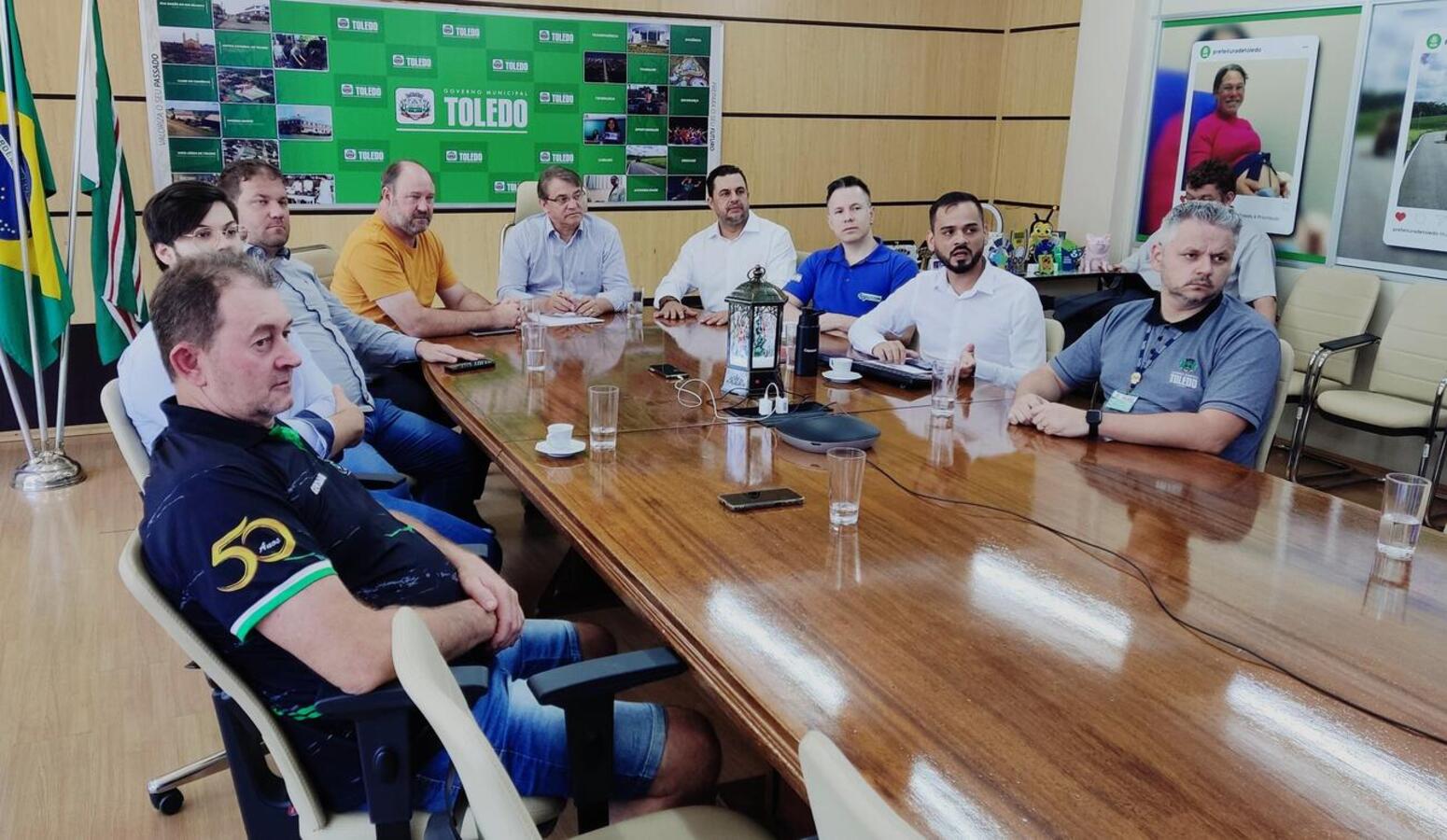 Encontro na tarde desta quarta (27) na Sala de Reuniões do Gabinete do Prefeito trouxe indicadores sobre perfil dos empregos e dados da Agência do Trabalhador de Toledo