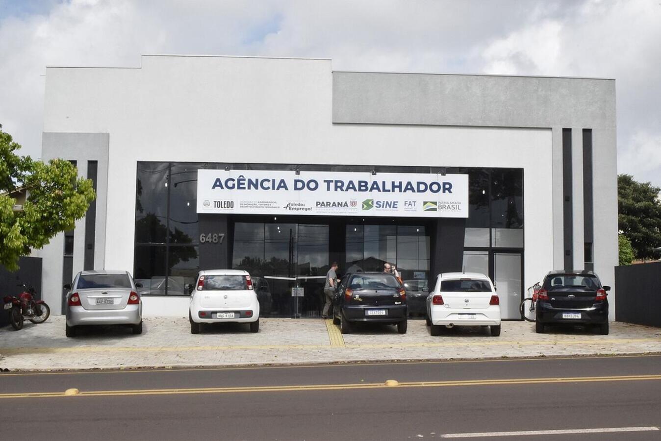 No ano passado aconteceram atividades com o intuito de fomentar a economia a partir de qualificações, geração de emprego e renda, promoção de eventos e apoio às empresas