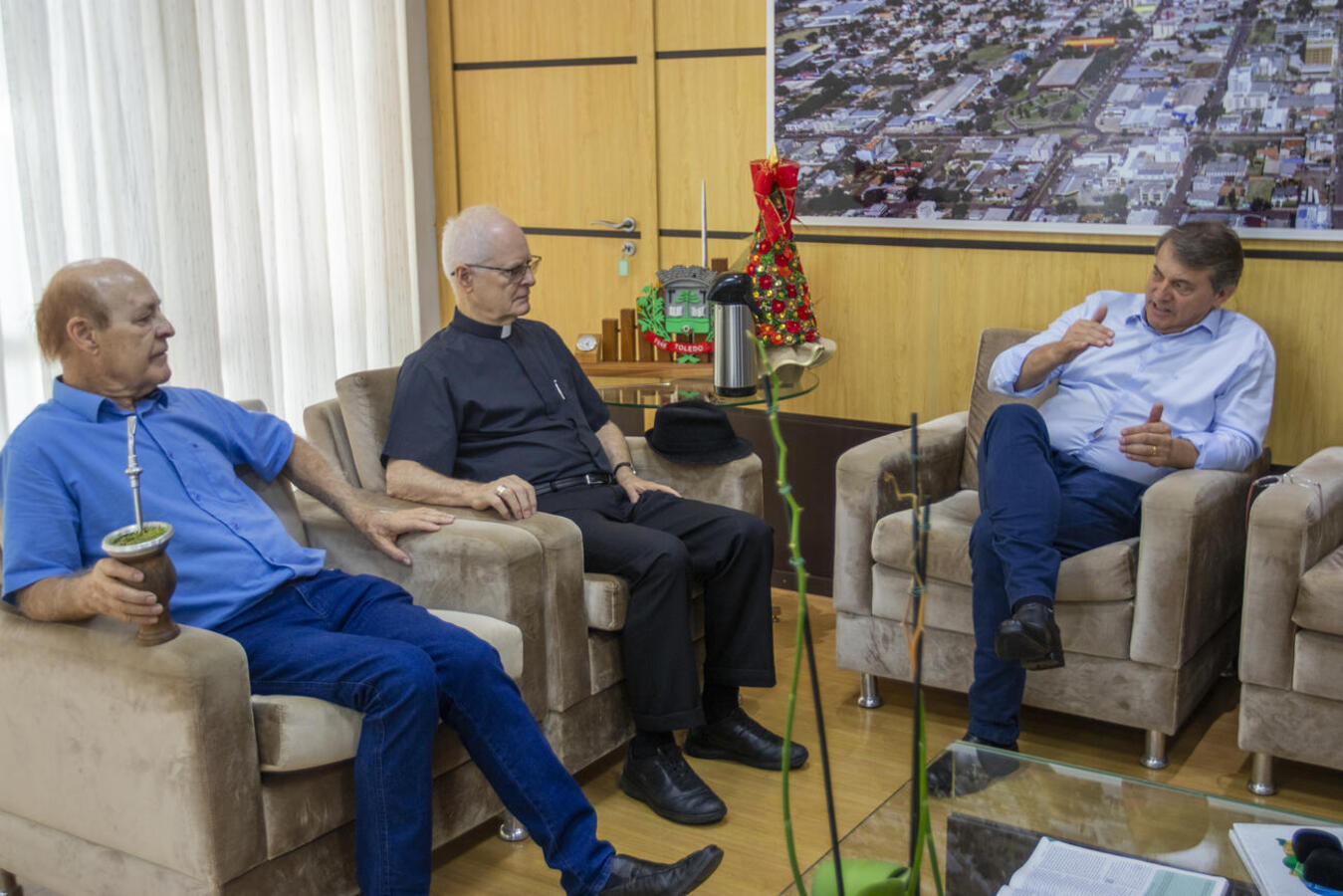Arcebispo de São Paulo visita Toledo e é recebido pelo prefeito Beto Lunitti