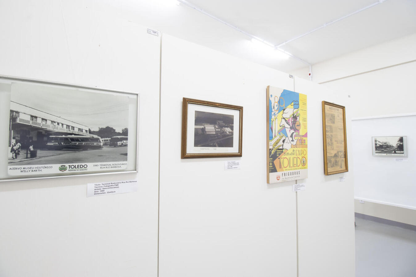 Até 15 de março, público que visita o espaço poderá ver em detalhes 24 documentos, artes, fotografias e textos que traduzem os 71 anos da História do município