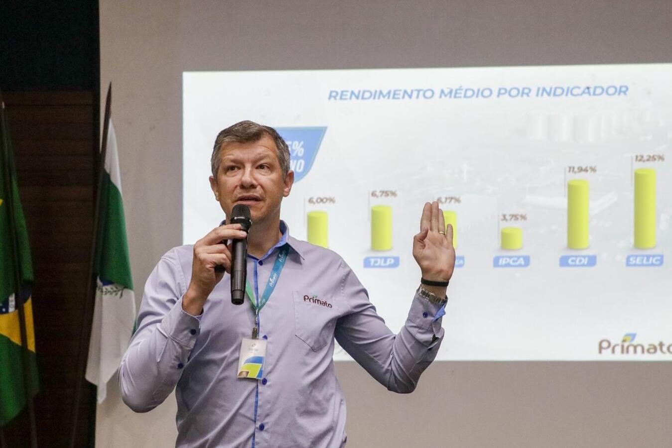 Grupo formado por 45 profissionais que atuam neste segmento conheceu, nesta quinta-feira (25), granjas, Biopark e Centro de Eventos de Eventos Ismael Sperafico
