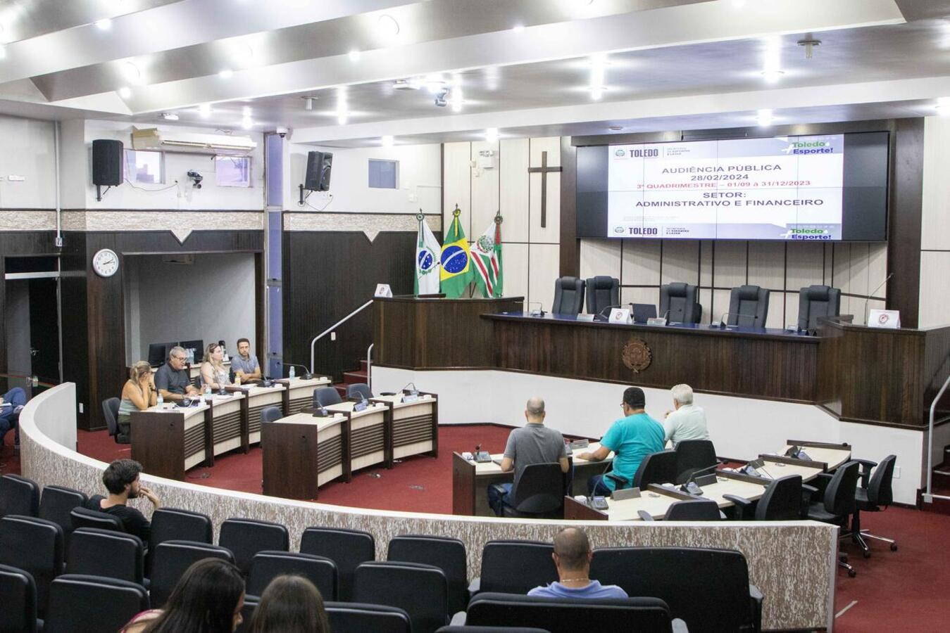 Gestores da Secretaria de Esportes e Lazer apresentaram os resultados do quadrimestre em audiência pública na Câmara de Vereadores de Toledo