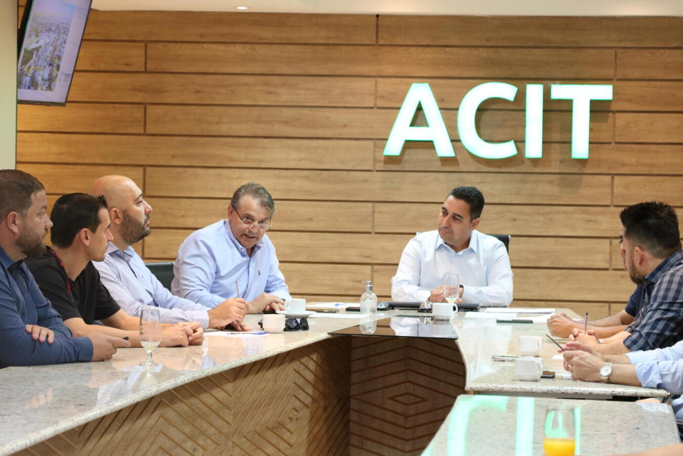 CODET e autoridades de Toledo se reúnem para planejar ações de 2024 