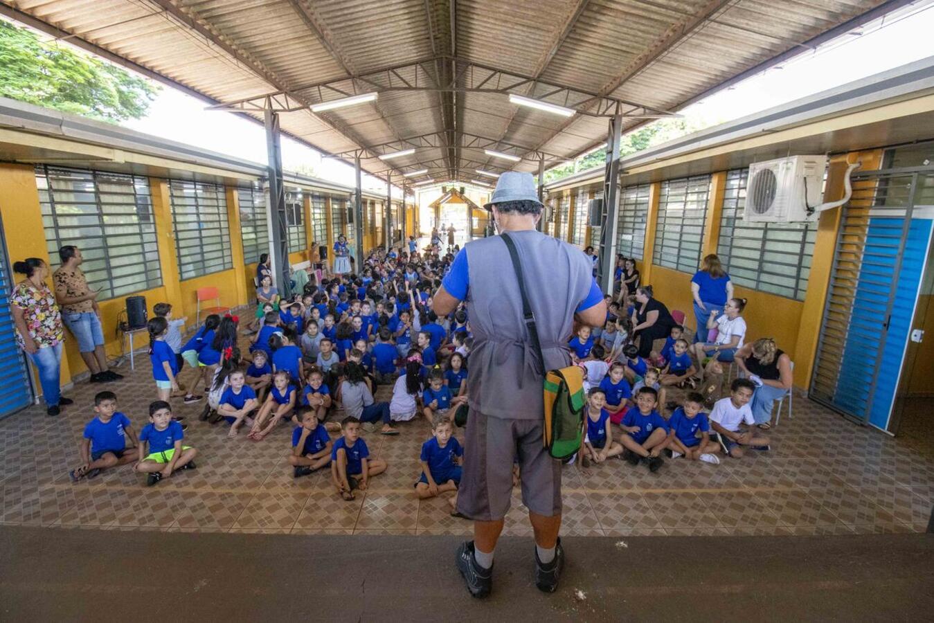 Toledo recebeu apresentações do espetáculo Histórias Eletrizantes