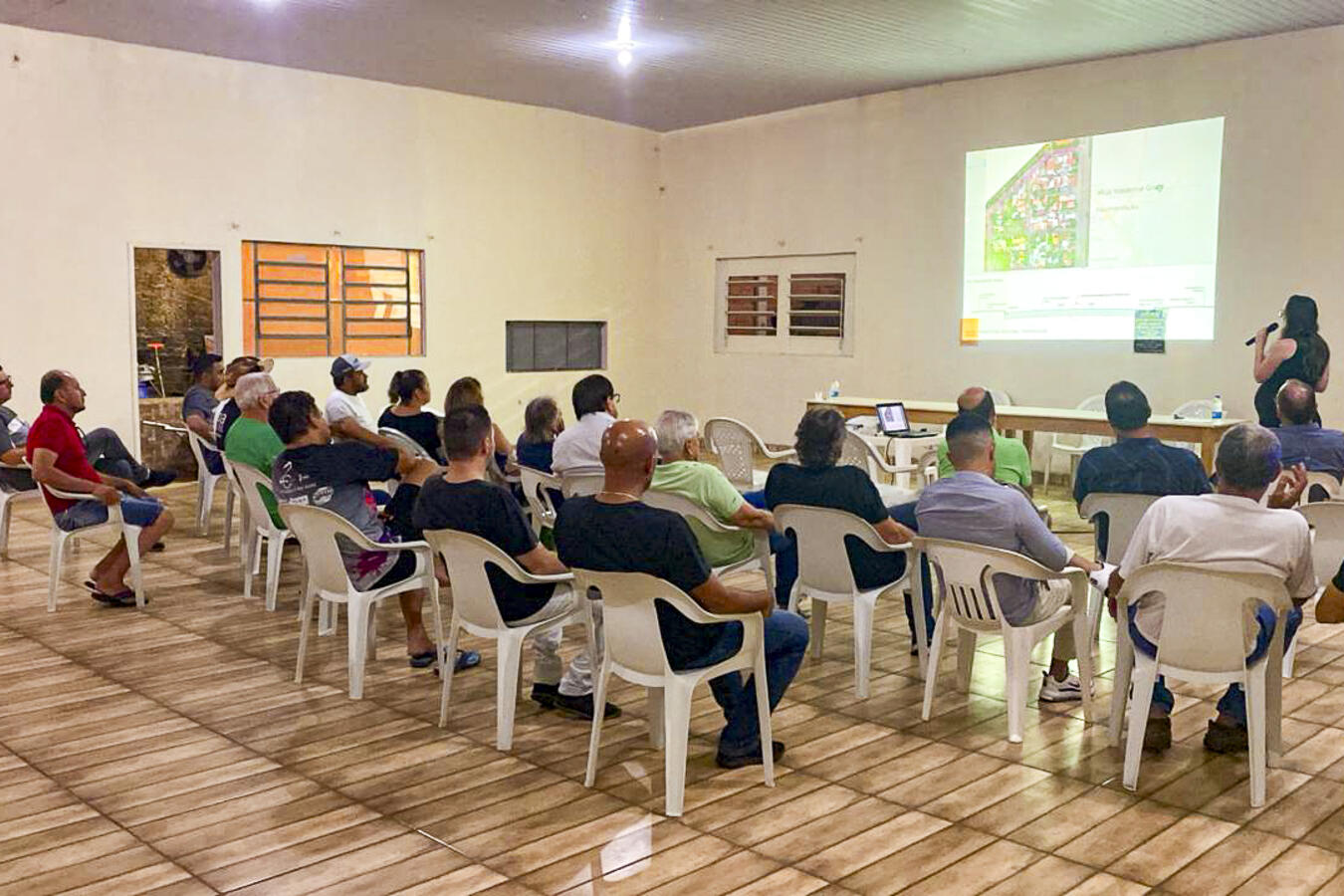 Moradores do Jardim Recanto aprovam melhorias para vias do bairro