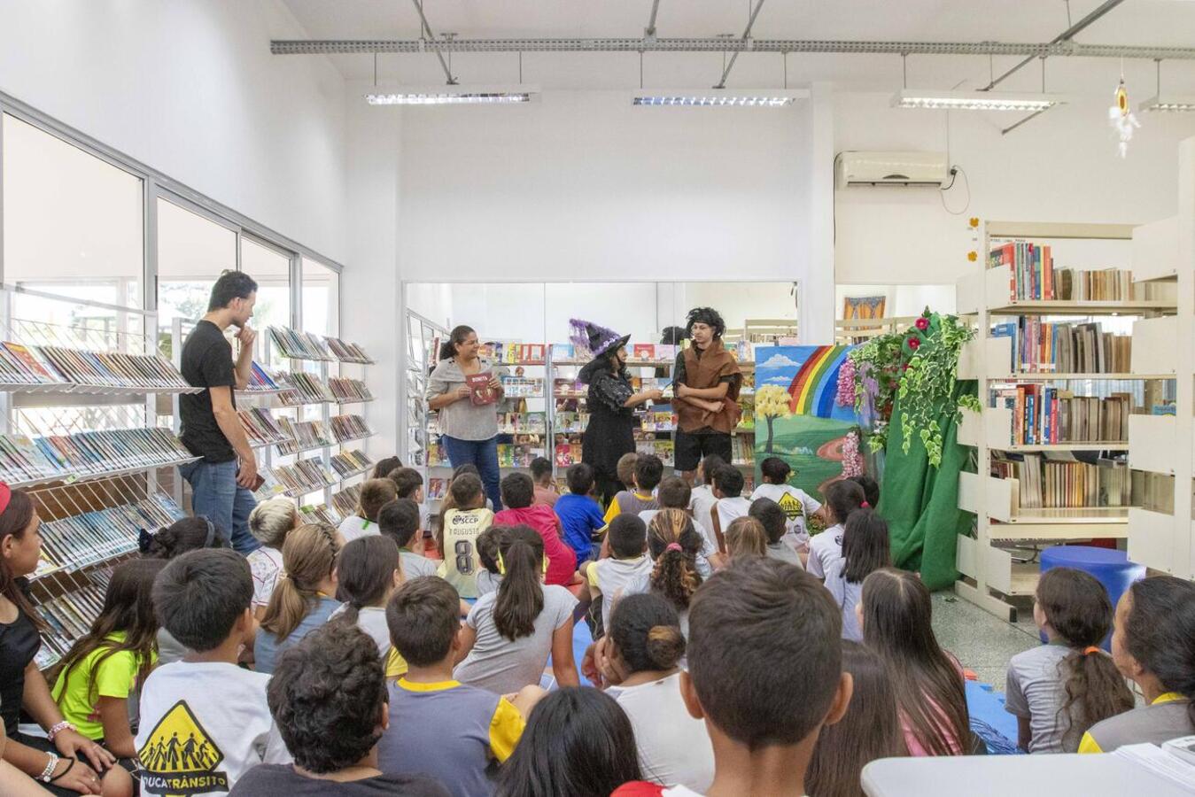 Ato realizado na tarde desta desta terça-feira (25) marca nova fase do espaço, que conta agora com plataforma para gestão de acervo, que ganhou 54 novos volumes