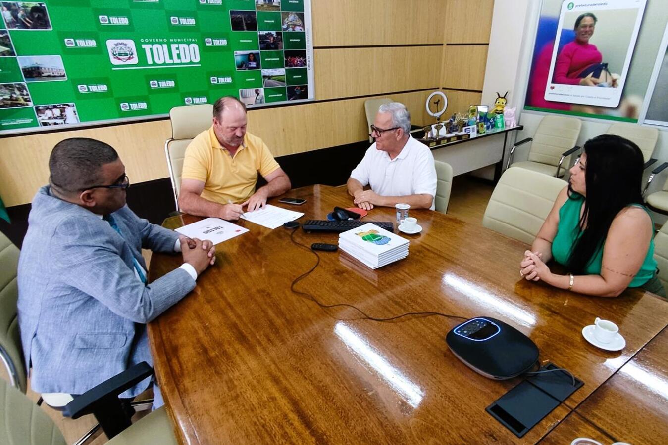 Entidades recebem participam de ato de reconhecimento de sua utilidade pública