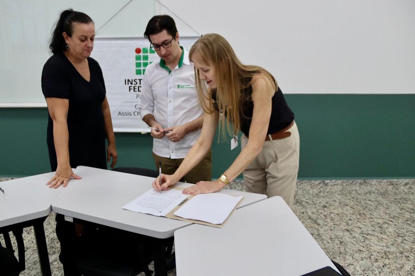 Acordo entre Smed e IFPR abre caminho para Especialização em Gestão Escolar