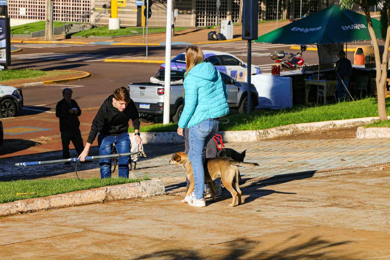 Guarda Municipal realiza ação junto à pessoas em situação de rua na Catedral
