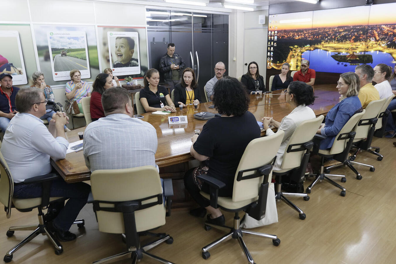 Empreendedores se organizam e criam o Núcleo da Adetur em Toledo no Dia do Chimarrão, 24 de abril