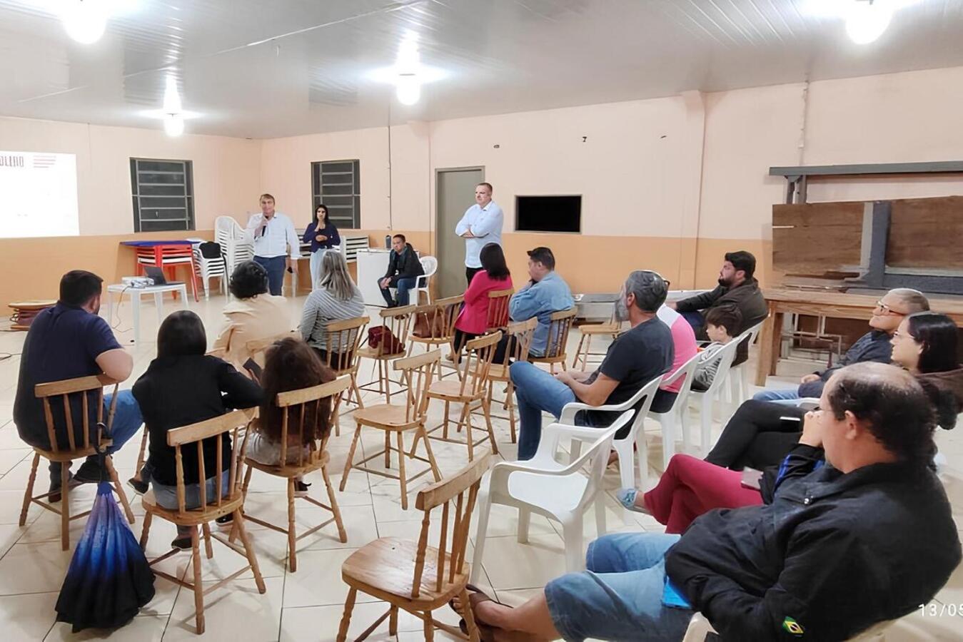 Projeto de técnicos da SSMU foi apresentado à comunidade em evento realizado na noite desta segunda-feira (13) na associação de moradores do bairro