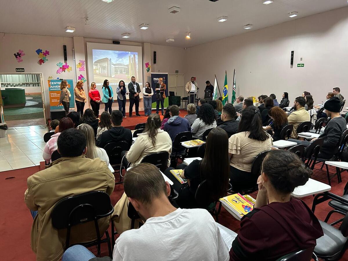 Curso é gratuito e voltado para jovens empreendedores com idade entre 18 e 29 anos, que já têm ou não o seu próprio negócio