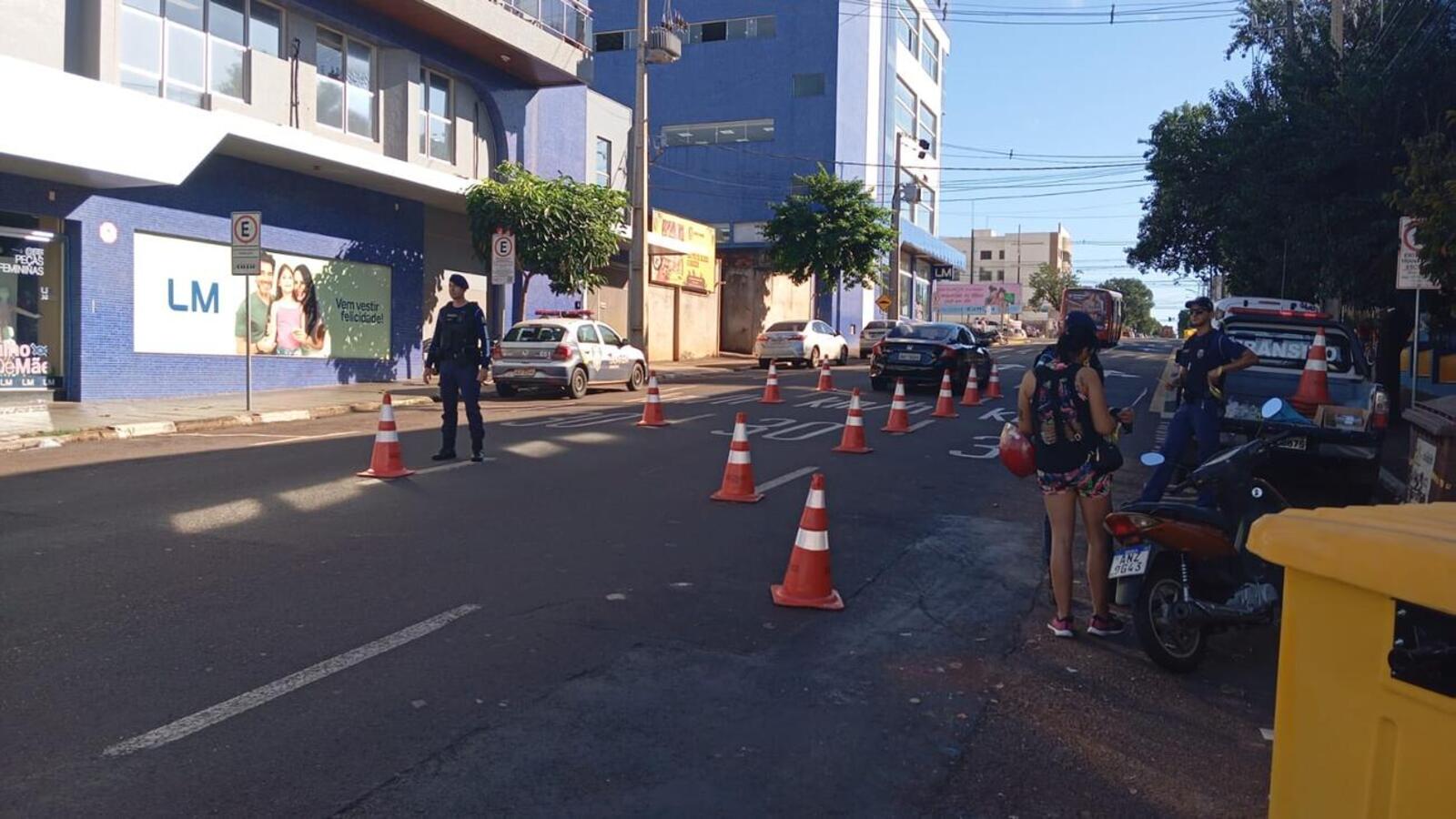 Ações semelhantes a estas serão realizadas durante o mês em seis regiões da cidade; “Paz no trânsito começa por você” é o slogan da campanha deste ano