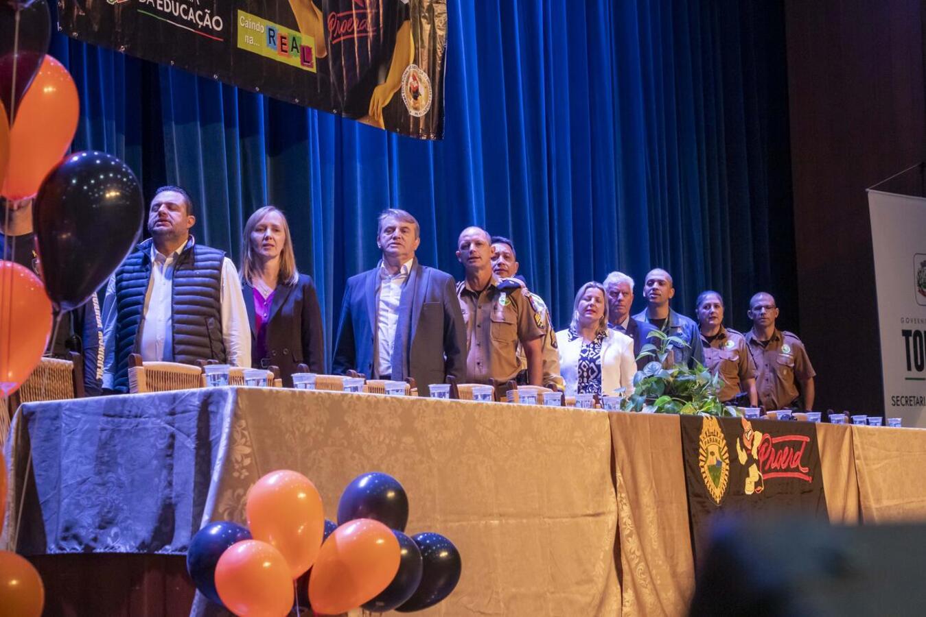 A formatura do Proerd aconteceu nesta terça-feira (14) e lotou o Teatro Municipal de Toledo