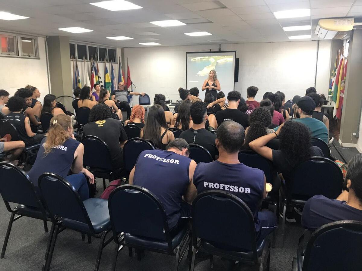 Os coordenadores do Circo da Alegria realizaram uma visita técnica à Escola Nacional de Circo, no Rio de Janeiro, esta semana