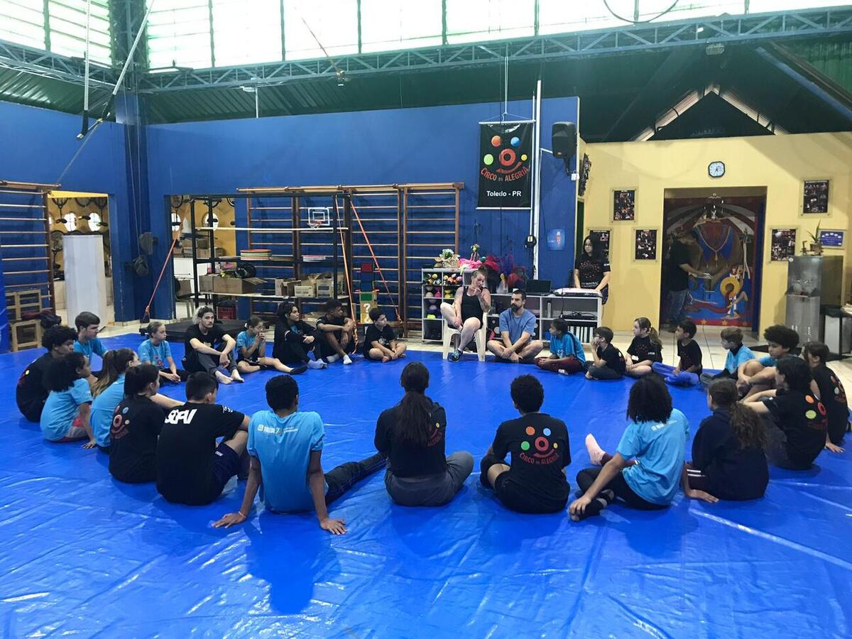 Os treinos com o artista Aires Coutinho seguem até esta sexta-feira (21) a partir das 13h15 no picadeiro do projeto