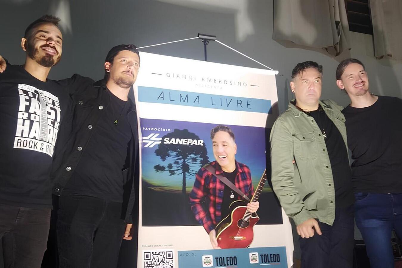 Evento será na praça do distrito, a partir das 17h30; projeto é liderado pelo músico e professor Gianni Ambrosino, que divide o palco com os colegas de Casa da Cultura 