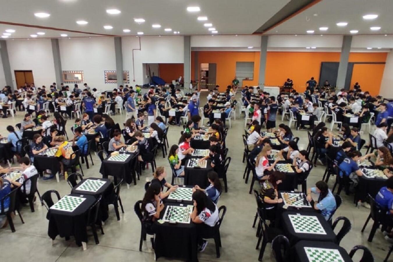 3 equipes conquistaram vaga para fase final dos Jogos de Juventude do Paraná, que serão realizados entre 29/10 e 1º/11; GR trouxe 8 medalhas para casa
