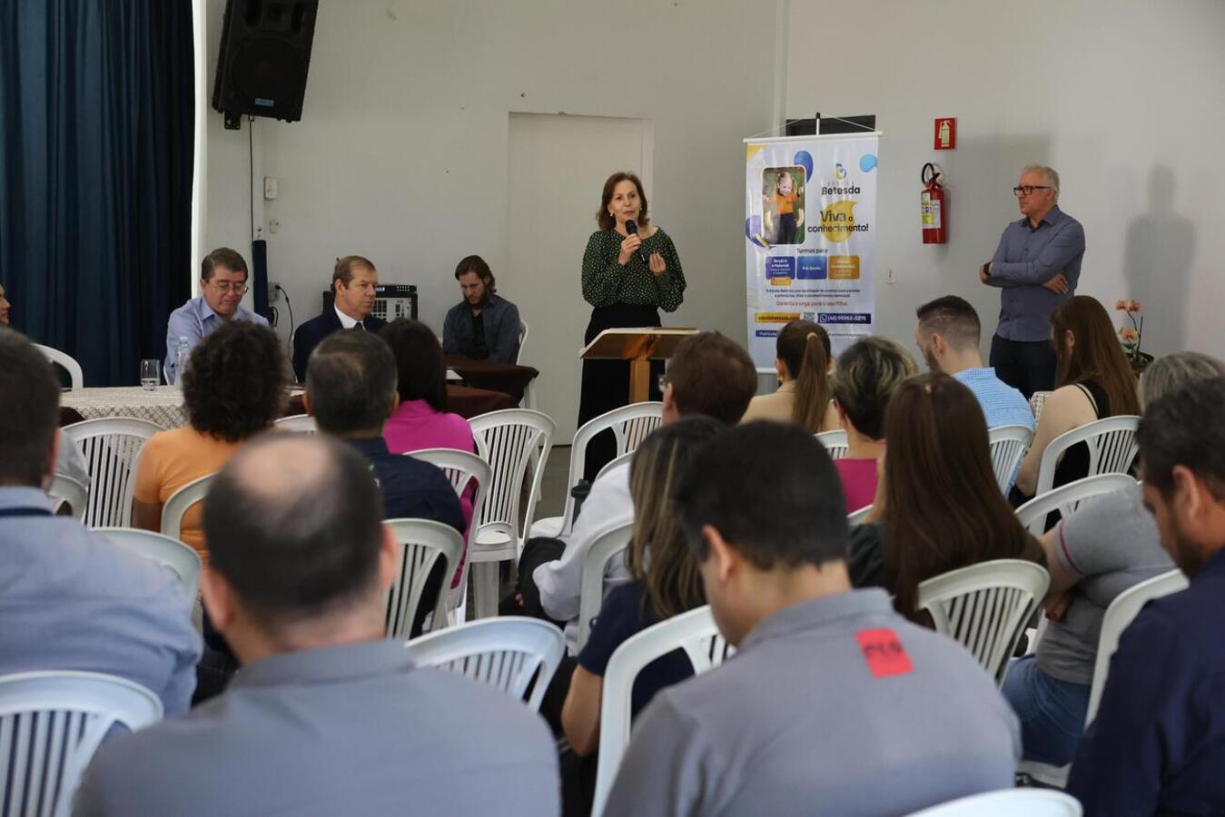 Evento realizado na manhã desta segunda-feira (21) marca o início de mobilização que envolve poder público, entidades, cooperativas de crédito e contadores