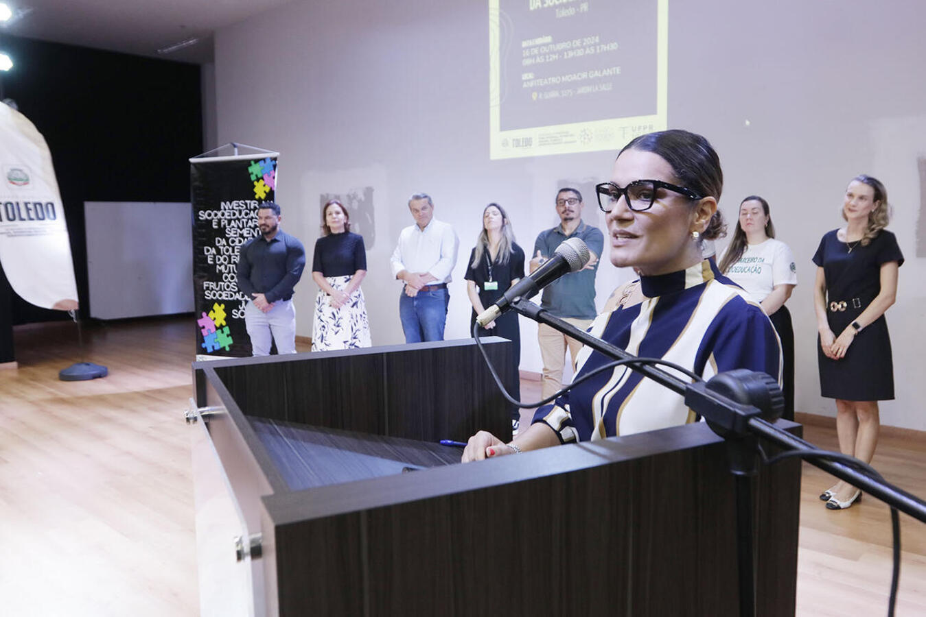 O VIII Encontro Municipal da Socioeducação foi realizado no anfiteatro Moacir Galante, anexo ao Colégio Estadual Castelo Branco (Premen)