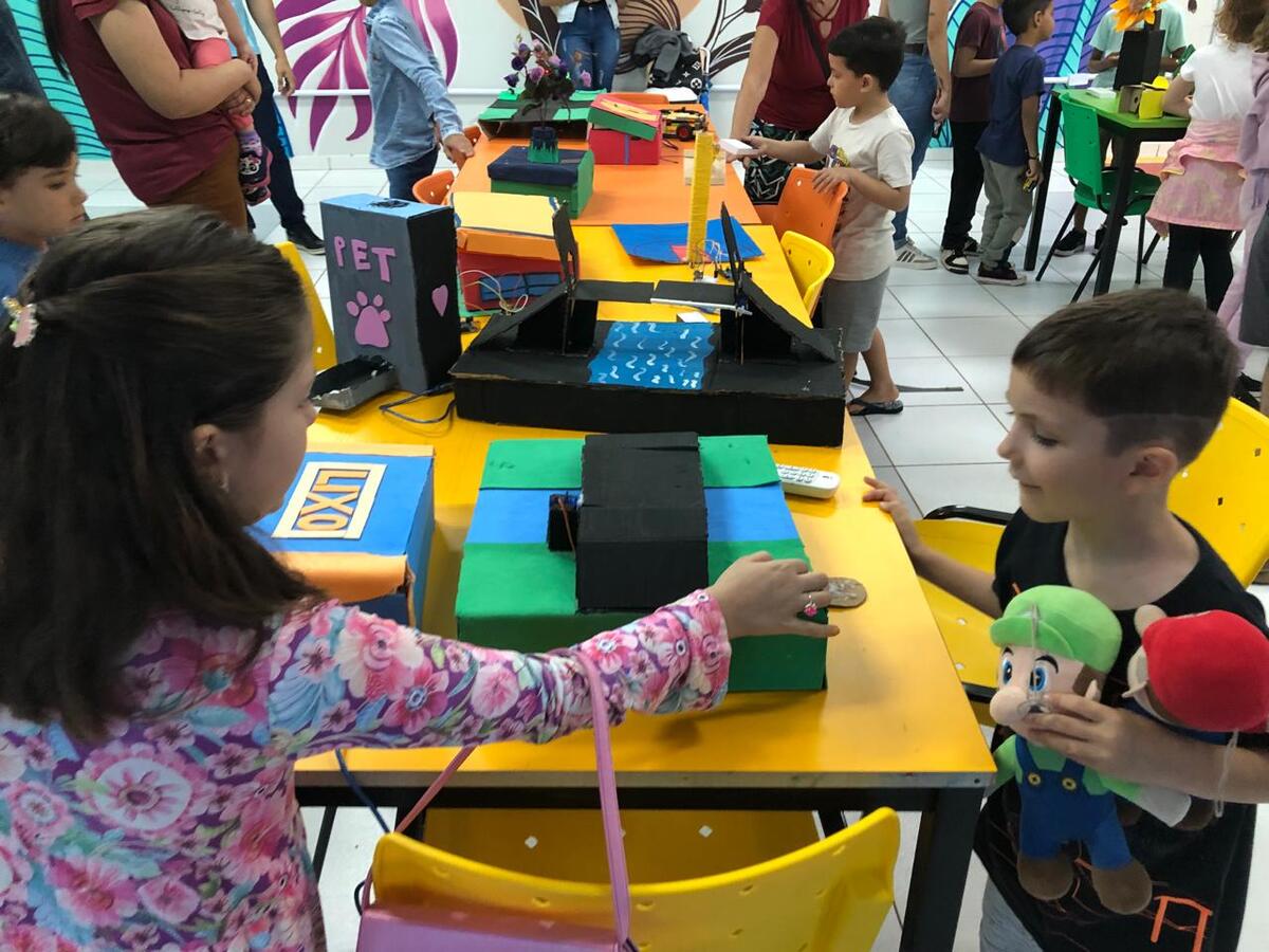 O Include Day marca a conclusão dos cursos de robótica, programação e cultura maker oferecidos para jovens entre 8 e 16 anos ao longo de 2024