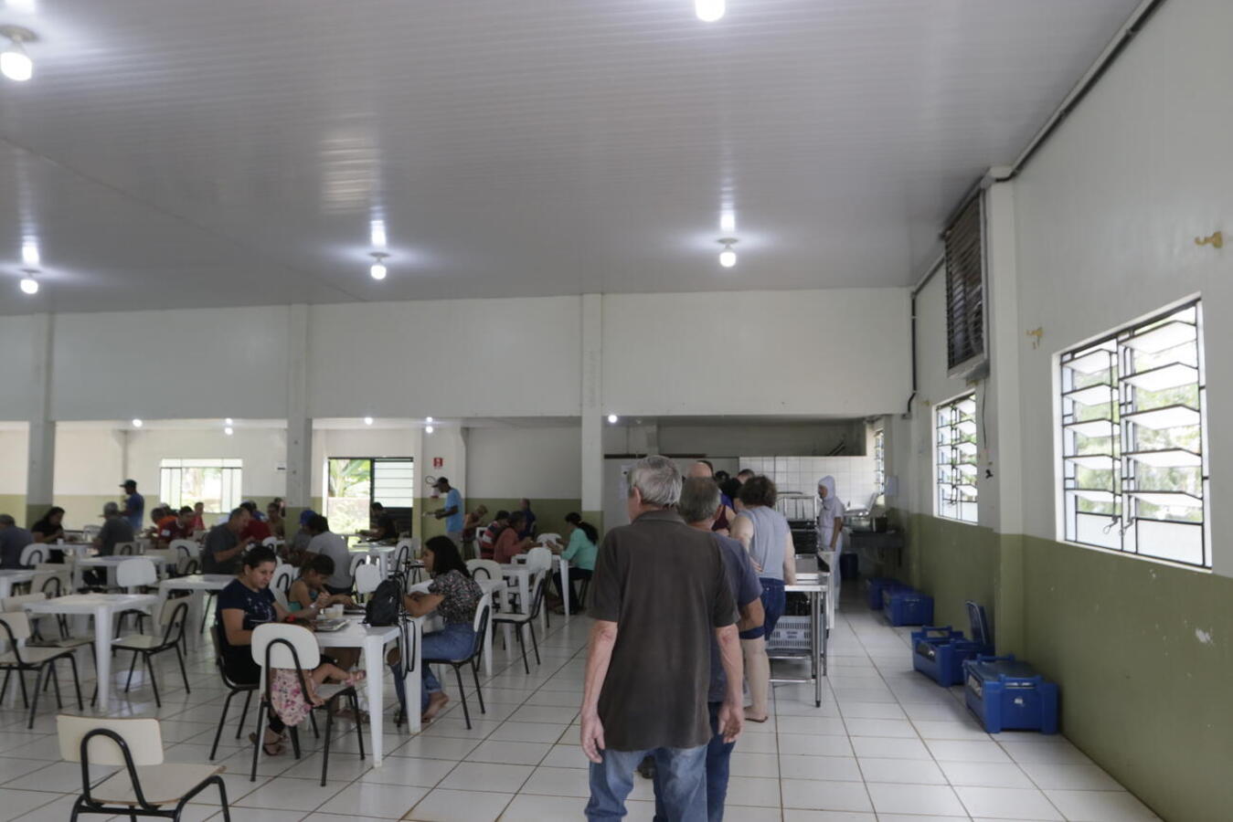 Todos os 8 restaurantes populares estarão em recesso de 21/12/2024 a 03/02/2025; caso queira, próxima gestão poderá antecipar retorno das atividades nos espaços