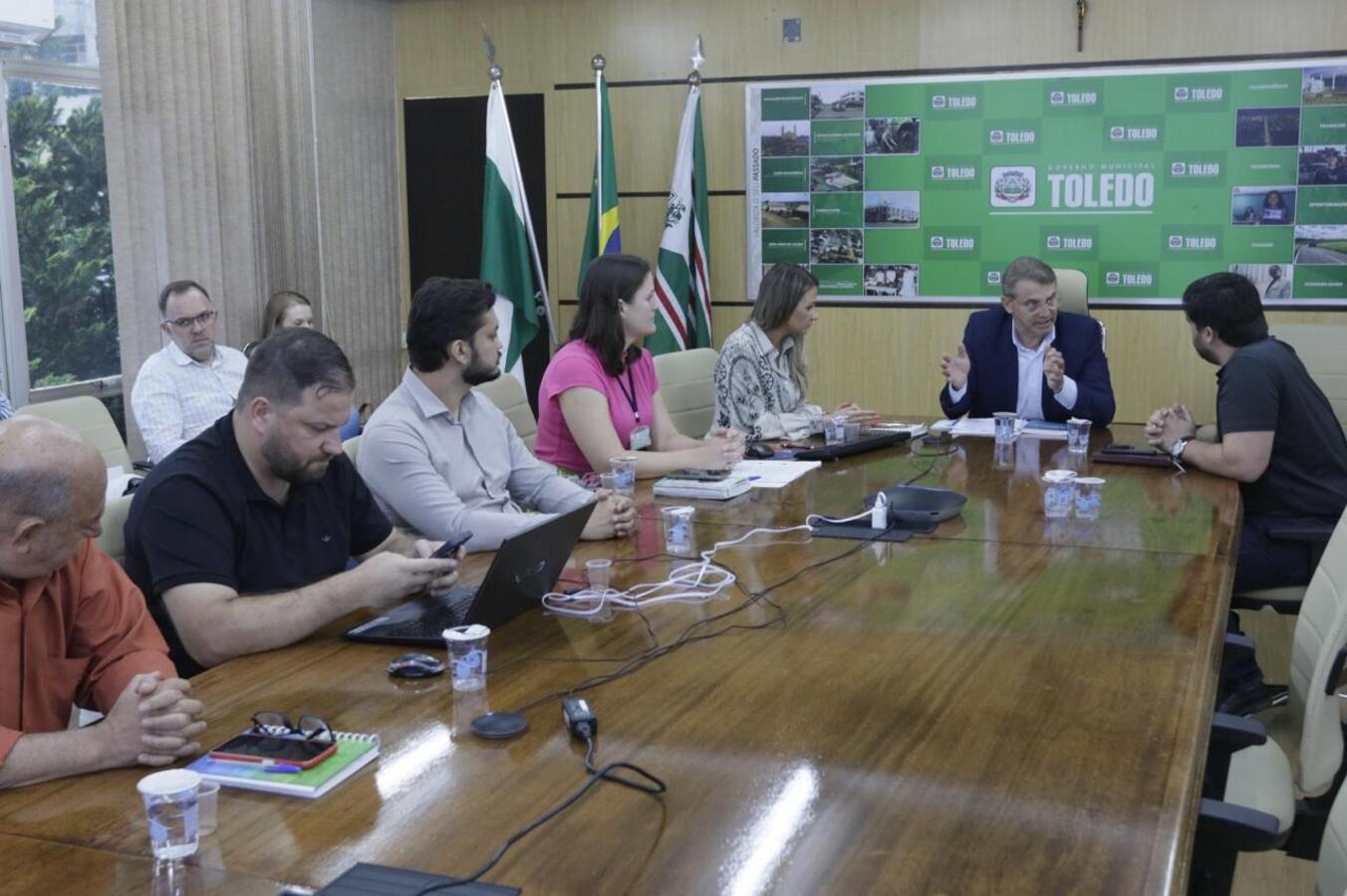 Encontro aconteceu nesta quarta-feira (4) na Sala de reuniões do Gabinete do Prefeito e está disponível no link Atos da Transição no Portal do Município de Toledo