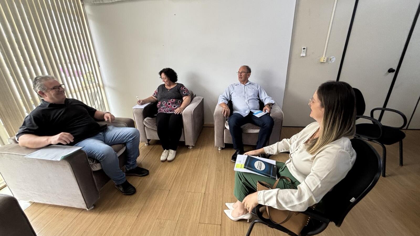 Objetivo do encontro foi orientar sobre o Cadastur, com obrigações e benefícios e outras questões relacionadas a este cadastro