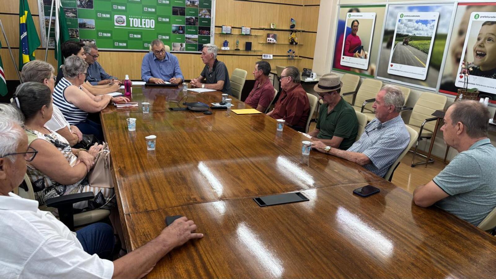 Esta foi a primeira reunião com a comunidade do interior. Representantes da Associação de Idosos de Novo Sobradinho apresentaram uma pauta de reivindicações