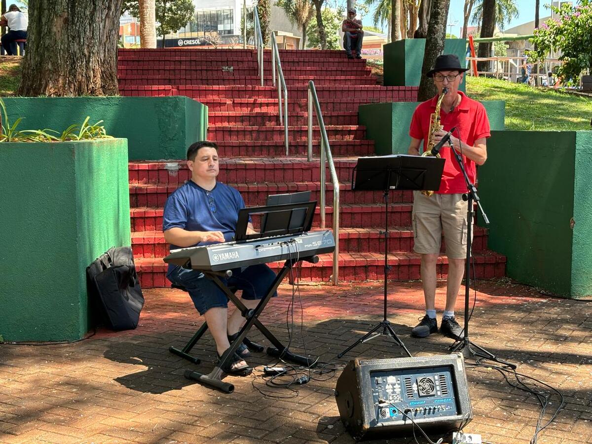 Ato foi realizado sábado (1º) na Praça Willy Barth, durante a Feira de Arte e Artesanato, e foi seguido por momento musical com professores da Casa da Cultura