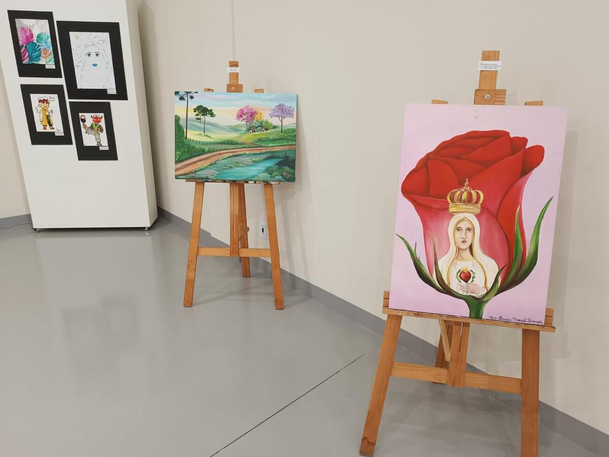 As obras estarão em exposição para visitação até abril deste ano em horário comercial 