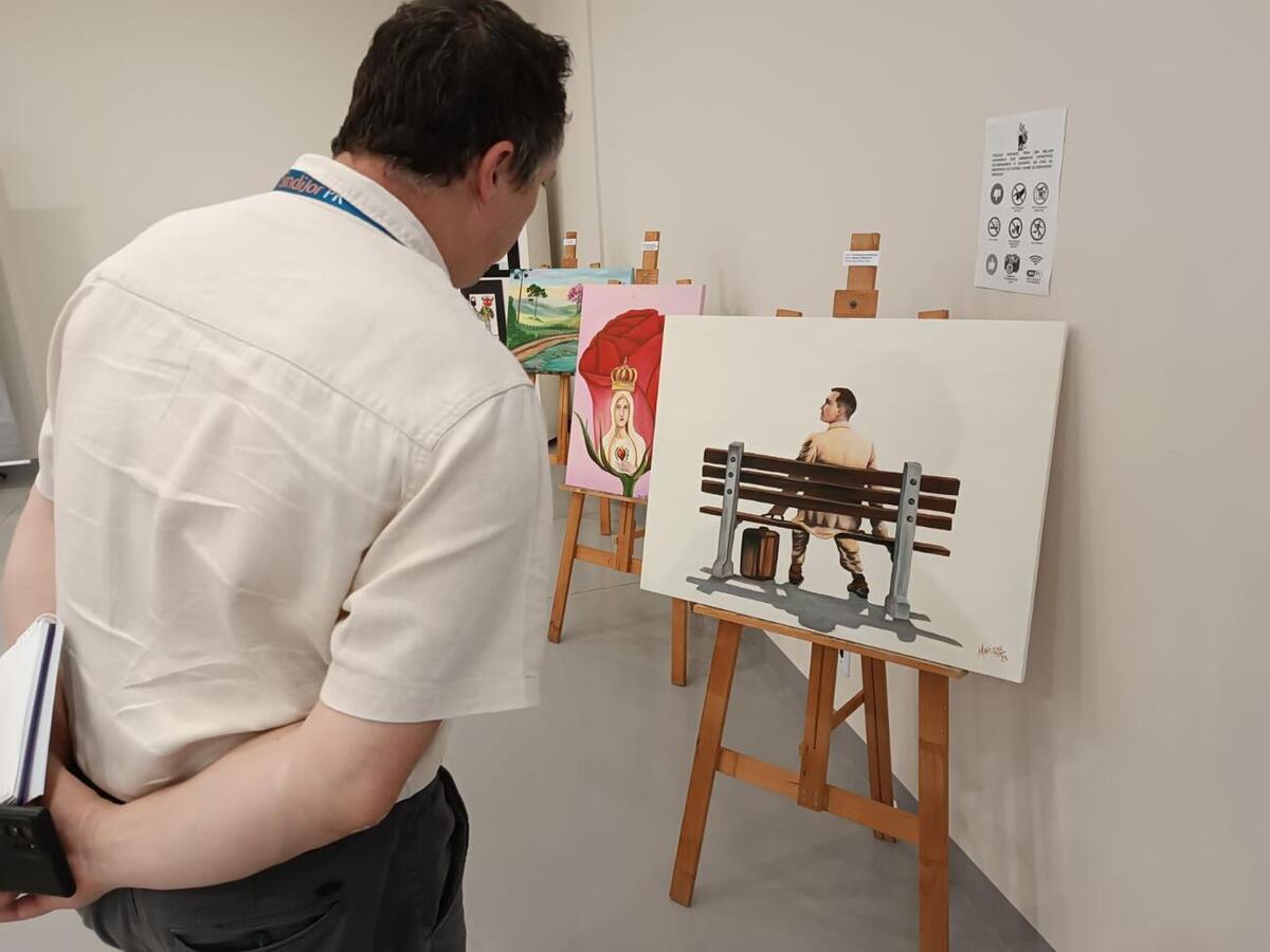 As obras estarão em exposição para visitação até abril deste ano em horário comercial 