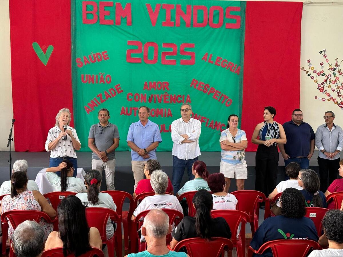 Mais de 400 pessoas que frequentam o Certi participaram da cerimônia de abertura das atividades para o ano