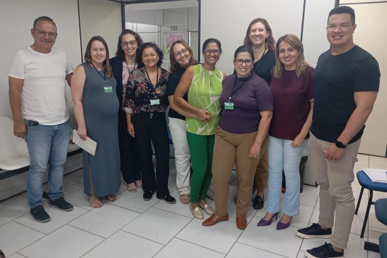Técnicos da atenção primária à saúde da Capital da Amizade estiveram na sede da SMS na última sexta (21) e conheceram detalhes da organização do serviço