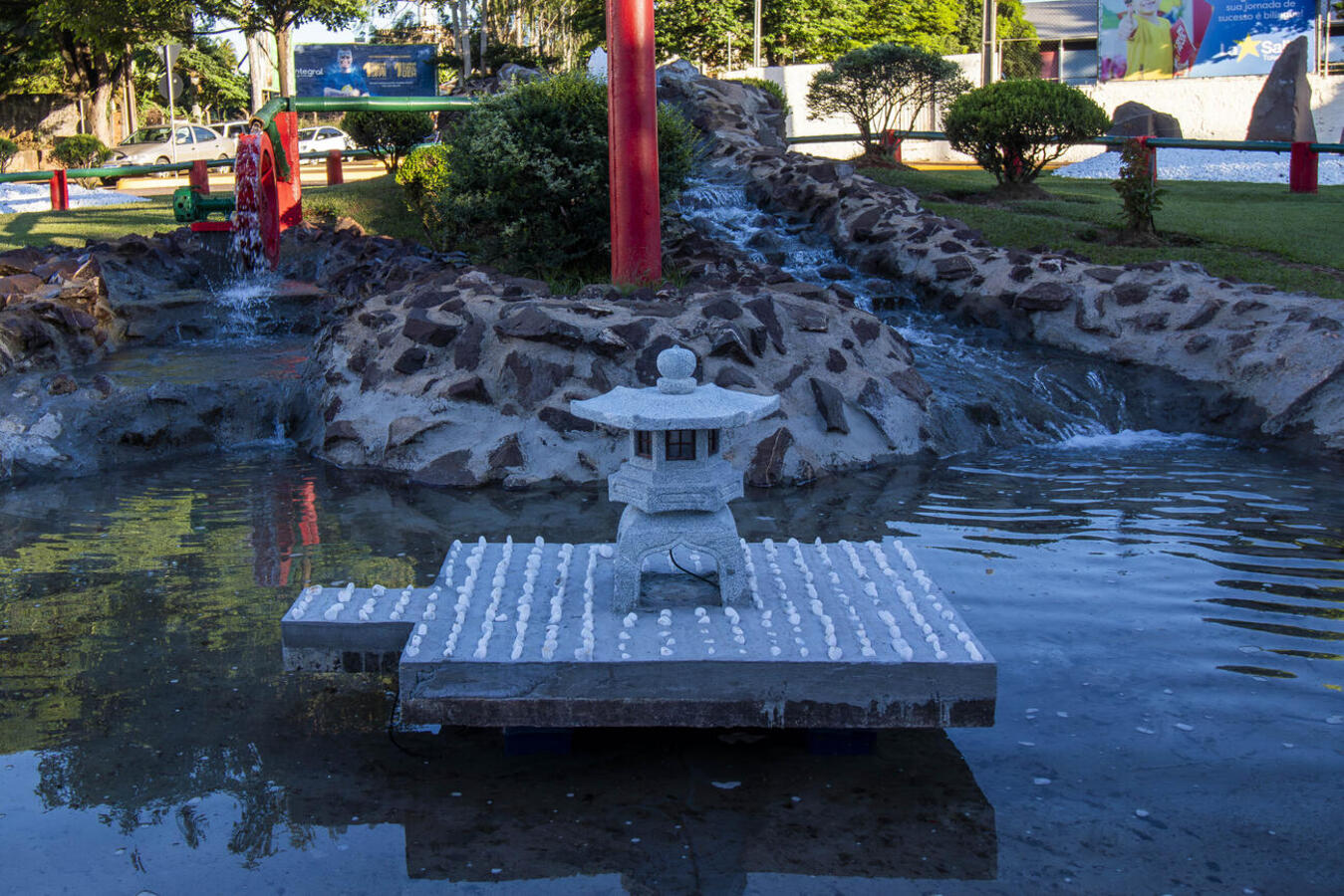 A Secretaria da Infraestrutura Rural e Urbana e de Serviços Públicos estará inaugurando a Praça do Japão neste sábado (3) a partir das 11h