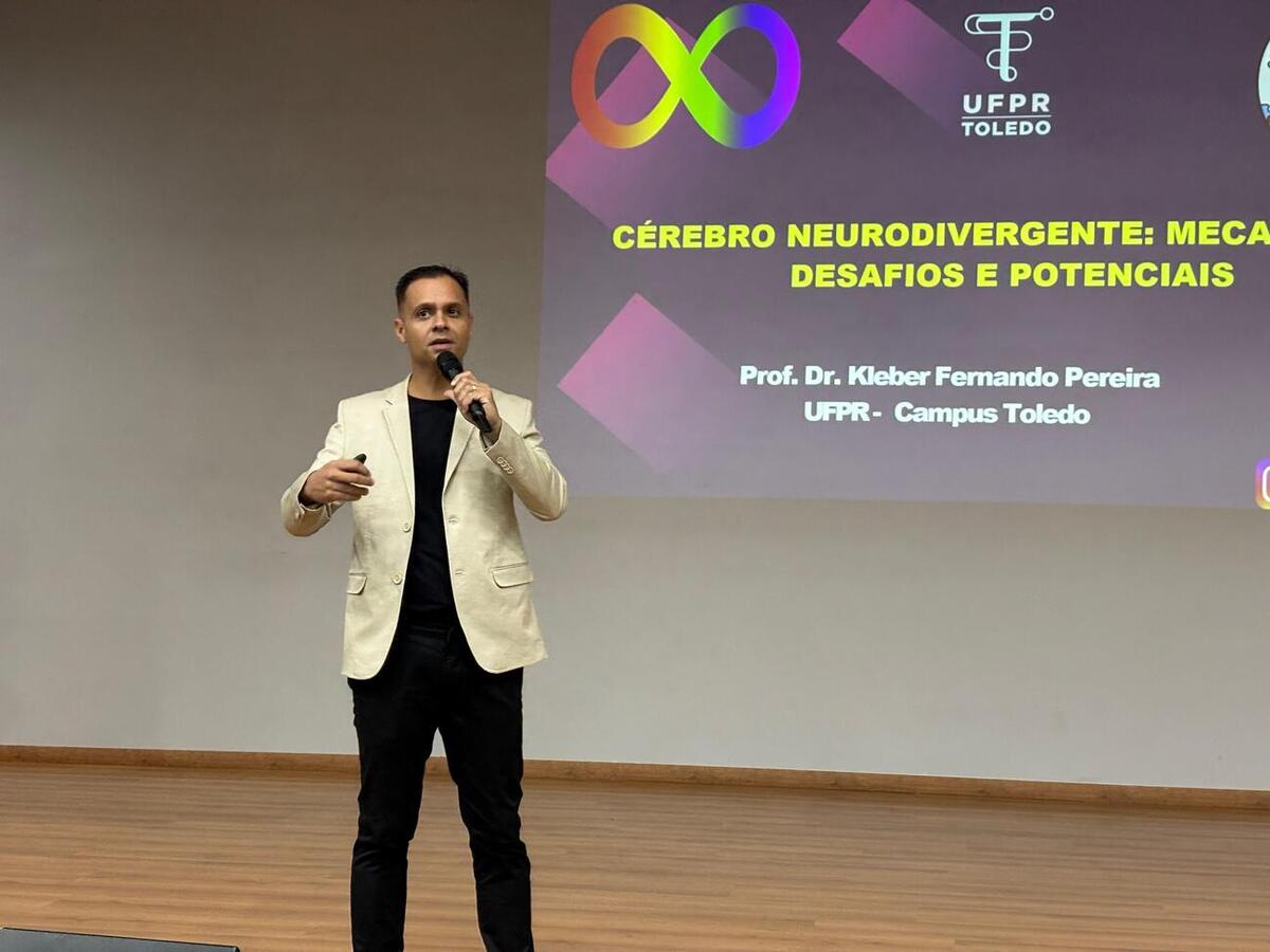 Evento aconteceu no Dia Mundial de Conscientização do Autismo e contou com palestra sobre o cérebro neurodiverso