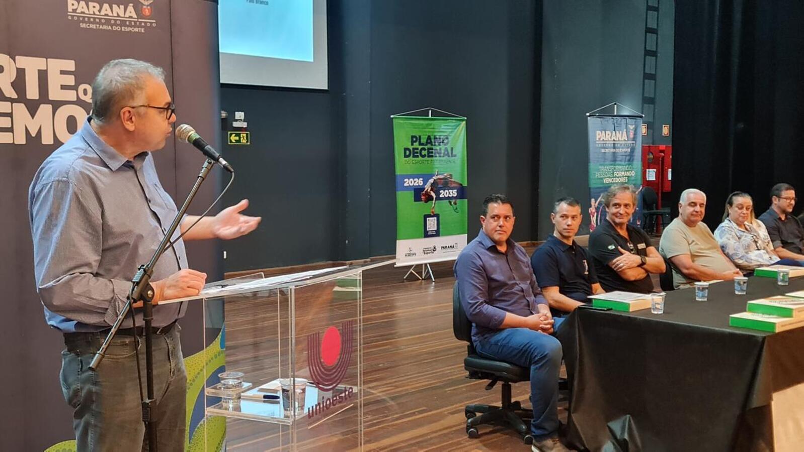 As certificações foram entregues na abertura da 2ª Etapa da Conferência Estadual do Esporte, realizada no auditório da Unioeste em Toledo