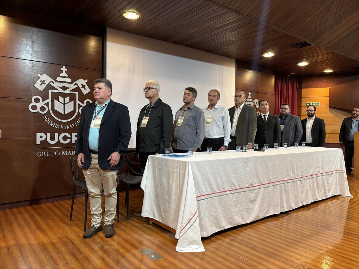 Foi realizada palestra sobre planejamento urbano, em cerimônia com diversas autoridades municipais