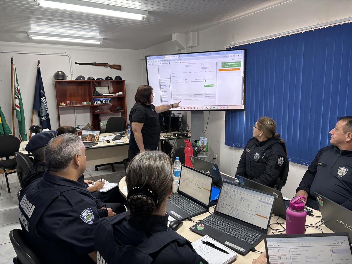 Desde o começo da semana, integrantes da corporação estão sendo capacitados para atuar no novo sistema de alarmes de forma a usar este recurso com eficiência