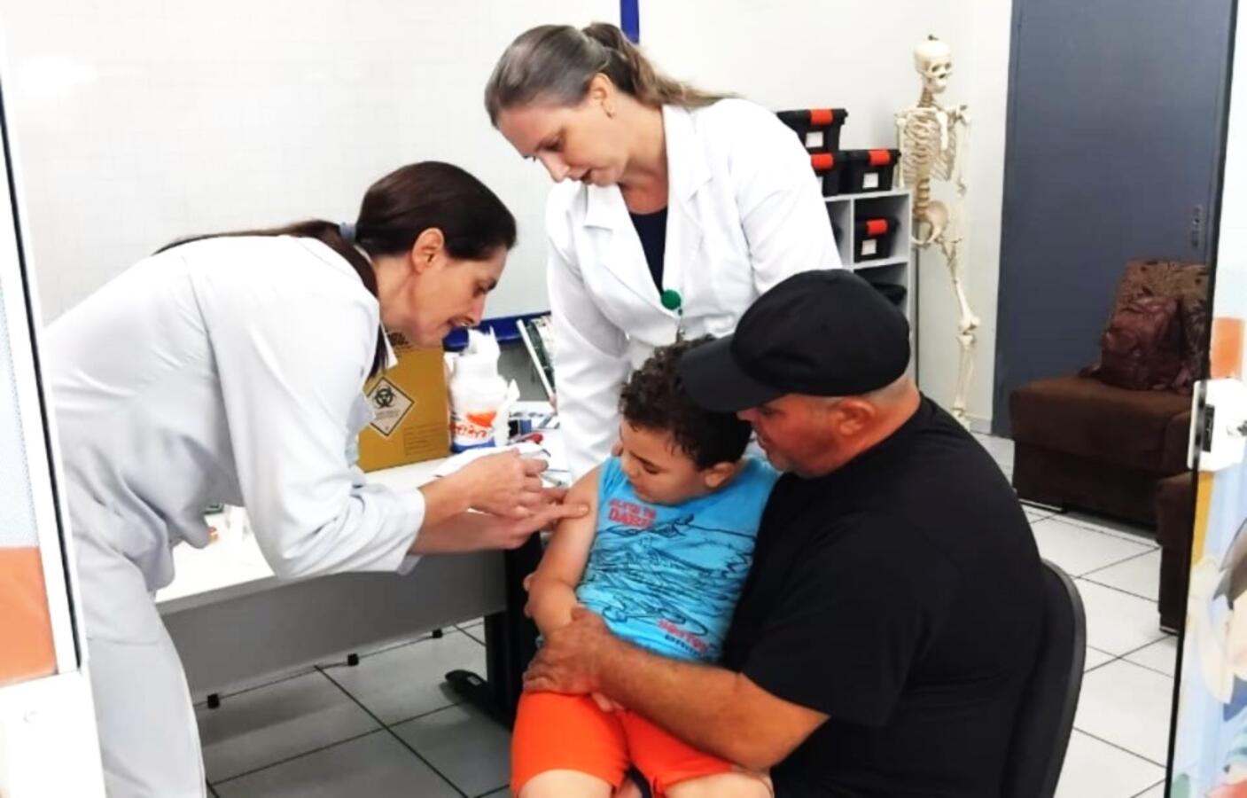 A ação foi considerada um sucesso, com a aplicação de 717 doses de vacinas. As mais procuradas foram  a influenza e a COVID-19
