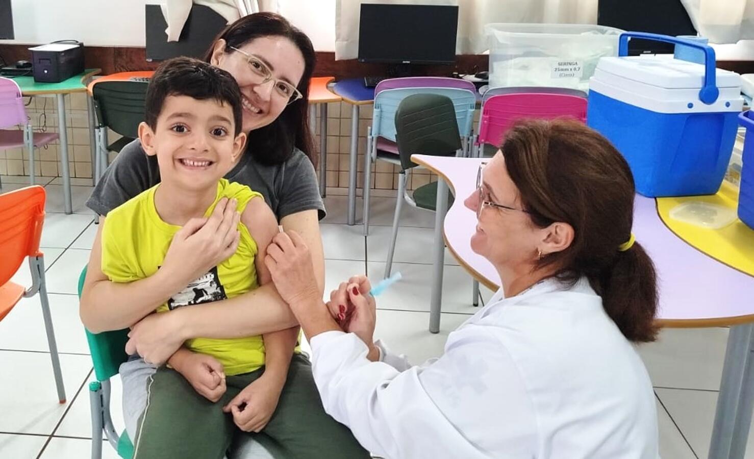 A ação foi considerada um sucesso, com a aplicação de 717 doses de vacinas. As mais procuradas foram  a influenza e a COVID-19