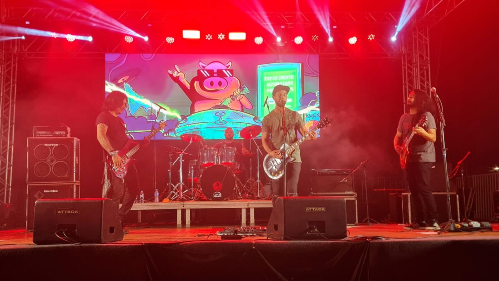 Festival segue até domingo (25) e conta com 17 bandas regionais e 3 bandas nacionais