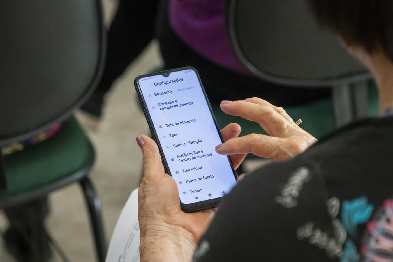 A prefeitura de Toledo estará realizando nos dias 4, 5 e  6 de junho o curso de Celular Básico 60+, o curso é gratuito, porém, as vagas são limitadas
